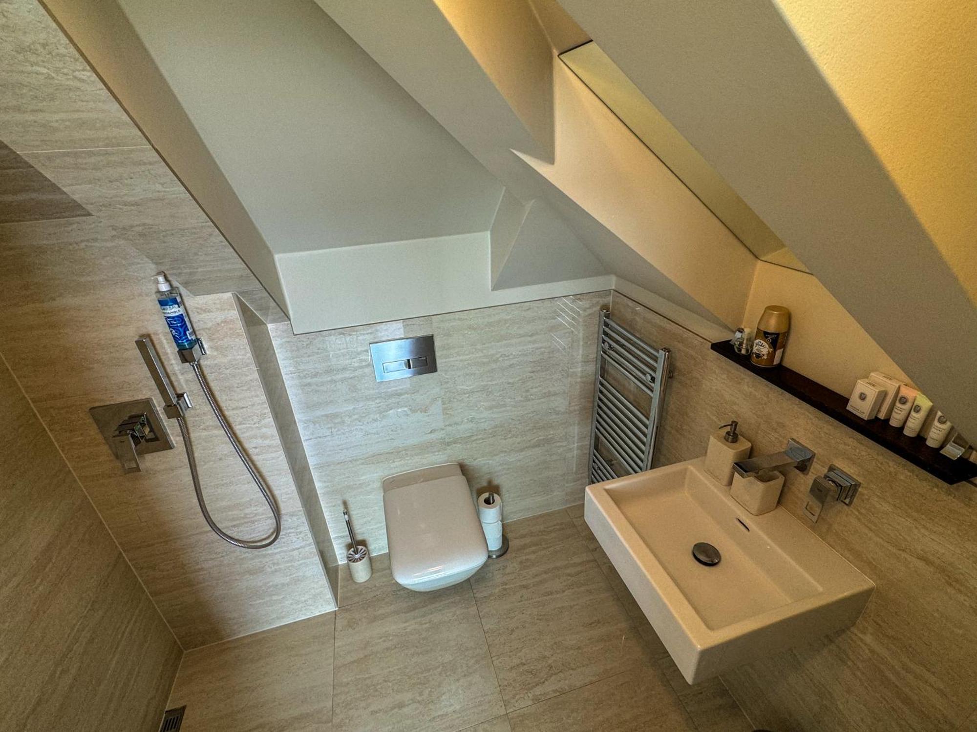 Apartman Se Saunou A Terasou S Vyhledem Na Брно Экстерьер фото