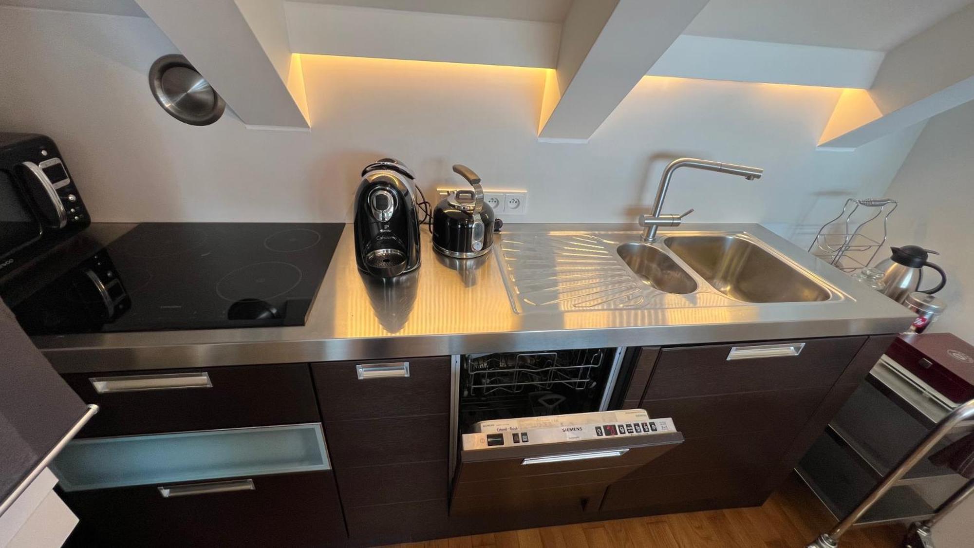 Apartman Se Saunou A Terasou S Vyhledem Na Брно Экстерьер фото
